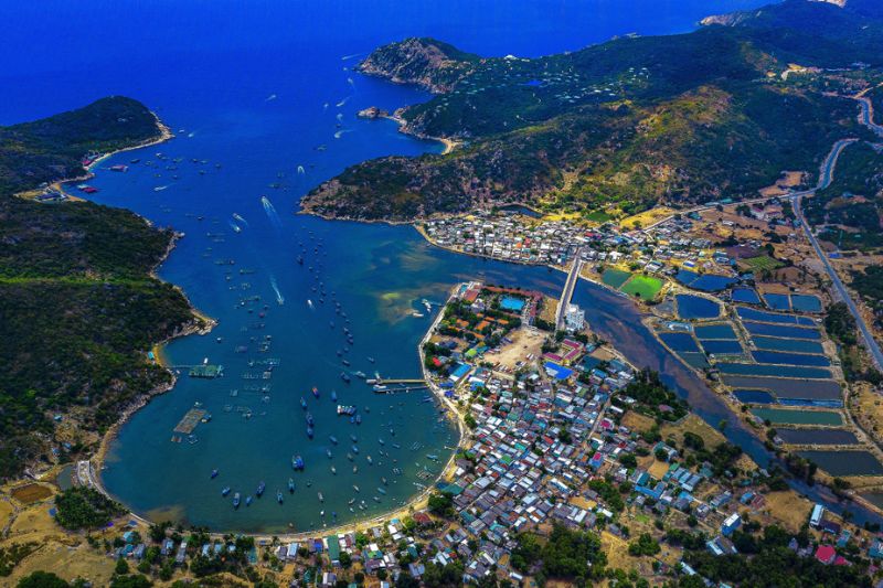 Ninh Thuan in February has a lot of surprising destinations